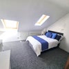 Photo 6: Bedroom (Room 5)
