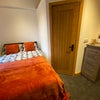 Photo 18: Room 8