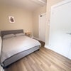Photo 17: Room 5
