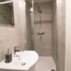 Photo 3: Room 4