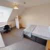 Photo 4: Room 5