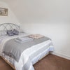 Photo 6: Double bedroom