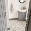 Photo 5: En-Suite
