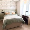 Photo 3: Room 1
