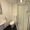 Photo 2: En Suite