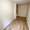Photo 6: Room 1
