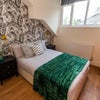 Photo 2: ROOM 5