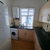 Photo 8: Mashing machine hoover/plenty of worktop space