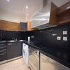 Photo 10: Kitchen