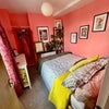 Photo 7: Guest Room