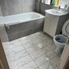 Photo 4: bathroom
