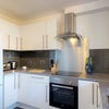 Photo 3: Kitchen