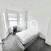 Photo 2: R5 £831 Available 10th Aug