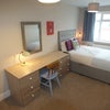 Photo 4: Room 6