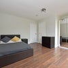 Photo 12: Room 4