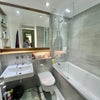 Photo 8: Upstairs bathroom 