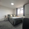 Photo 11: R6 - Double Ensuite - £795