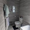 Photo 7: Upstairs bathroom 
