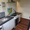 Photo 7: Kitchen