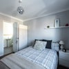 Photo 6: Room 5