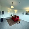 Photo 3: Lounge