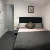 Photo 5: Room 6