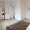 Photo 3: Bed 5