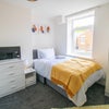 Photo 5: Room 4