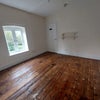 Photo 3: Room 7 = £450pcm All bills Included