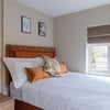 Photo 2: Room 4