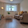 Photo 2: Lounge, fast wifi smart TV 