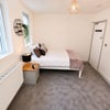 Photo 2: Room 2 En Suite
