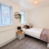 Photo 4: Room 2 En Suite
