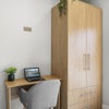 Photo 11: Room 3 - En-suite