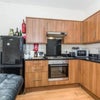 Photo 2: kitchen