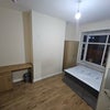 Photo 7: Room 1
