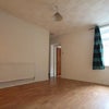 Photo 2: Lounge