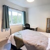 Photo 9: Room 1