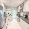 Photo 2: Kitchen 