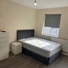 Photo 3: Room 1