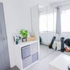 Photo 4: Room 4 - Light and airy