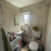 Photo 7: Bathroom