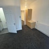 Photo 8: Lounge 