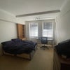 Photo 5: Room 4