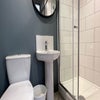 Photo 7: Room 1 with Ensuite