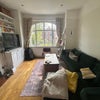 Photo 5: Livingroom