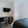 Photo 5: Room 6