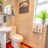 Photo 5: Clean modern bathroom