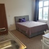 Photo 4: Double en-suit with kitchenette