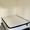 Photo 5: Room 1